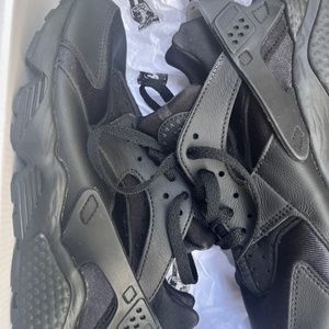 🔥New NIKE AIR HUARACHE